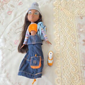 Vintage 2001 Sasha Bratz Doll